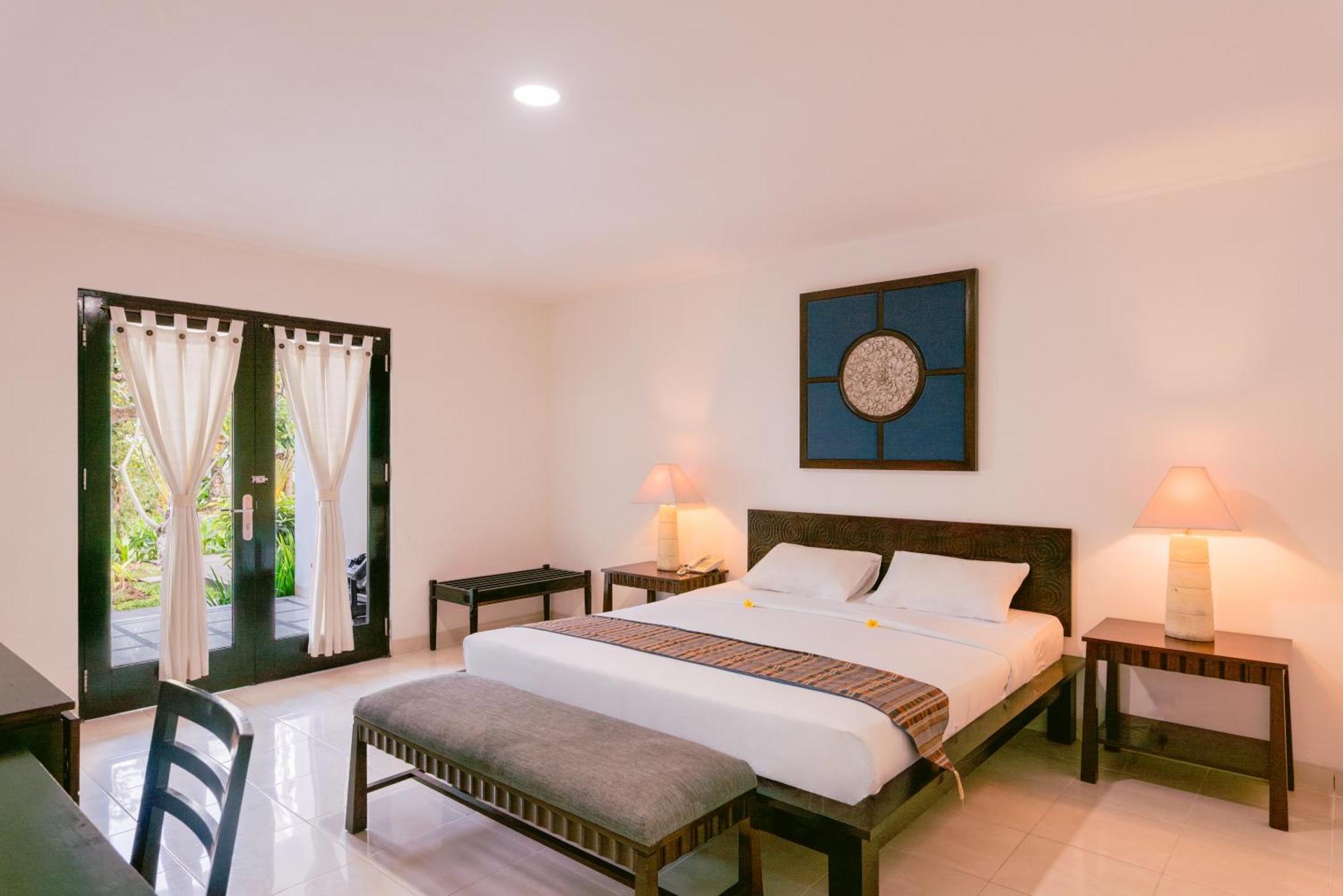 Legong Keraton Beach Hotel Canggu Exteriör bild